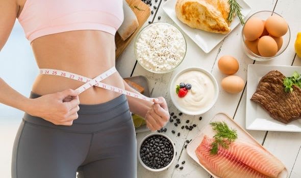How to Maintain a Healthy Diet While Losing Weight