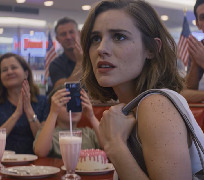 My mom “surprised” me with a birthday dinner at a diner—but the cake said: “oops, still a disappointment”.